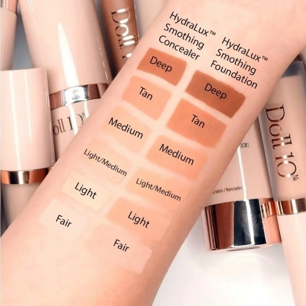 NWT-Doll 10 HydraLux Smoothing Foundation- Medium 2 Bottles